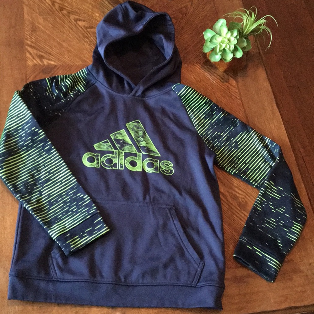 Adidas Sweatshirt